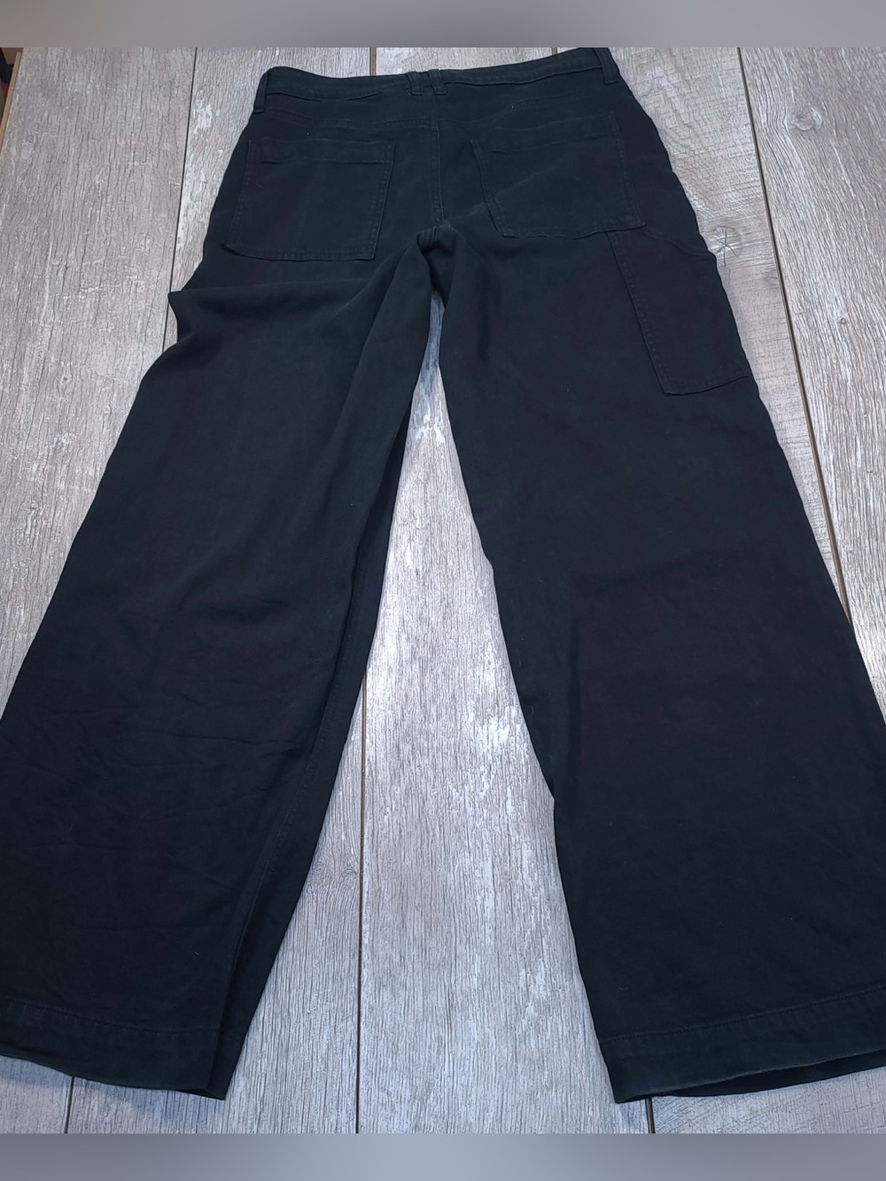 American eagle women’s preowned black- super rose baggy wide leg jeans- 8 reg